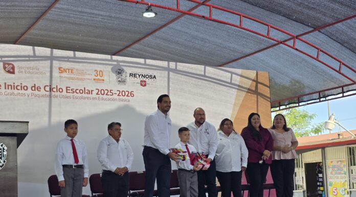 Carlos Peña impulsa educación en Reynosa al iniciar ciclo escolar
