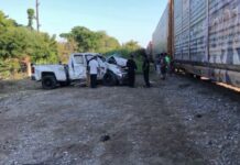 Choque en Altamira: tren arrastra camioneta en Villa Cuauhtémoc