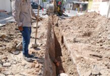 Avanza COMAPA en rehabilitación de drenaje sanitario en colonia Las Cumbres
