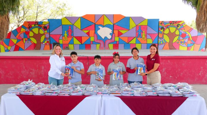 Entrega DIF-Reynosa útiles escolares a niñas, niños y adolescentes de PANNARTI