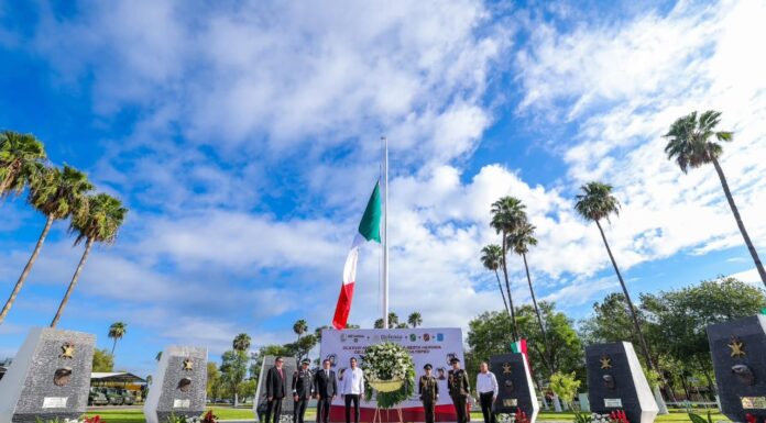 Participó Alcalde Carlos Peña Ortiz con el General Guillermo Arellano Morales en la Ceremonia-Homenaje a los Niños Héroes