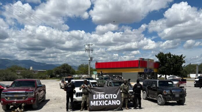 Vehículos y arsenal son asegurados en Jaumave