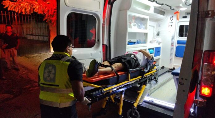 Conductor ebrio provoca caos y deja dos heridos en Victoria