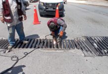 Efectúa Gobierno de Carlos Peña Ortiz aseguramiento de rejillas pluviales por robos