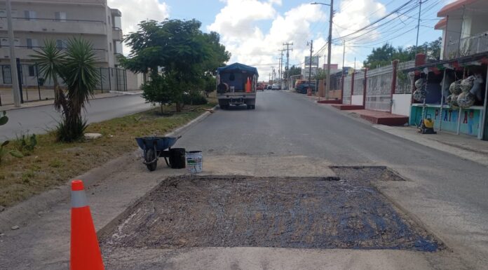 Rehabilita Gobierno de Reynosa asfalto en Jarachina, Longoria y Las Cumbres