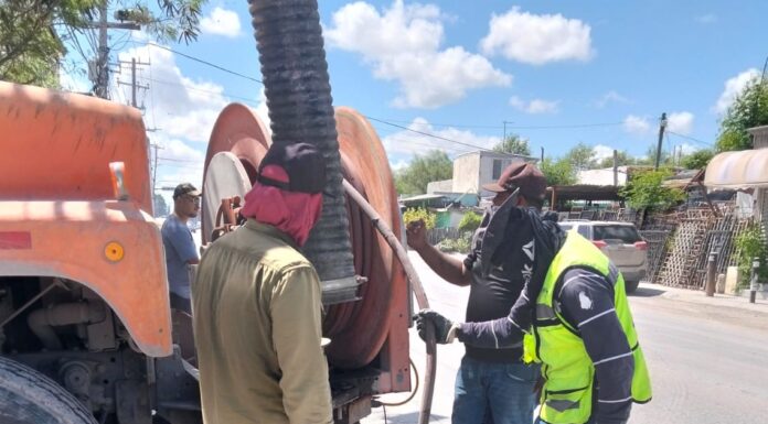 Realizó COMAPA acciones de mantenimiento a la red sanitaria en la colonia La Joya