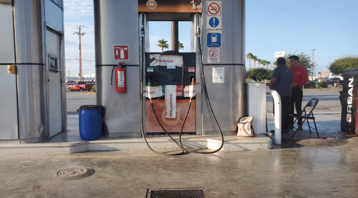Profeco inmoviliza gasolinera en Reynosa por irregularidades en bombas despachadoras