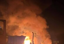 Bloqueos carreteros y vehículos incendiados paralizan Zacatecas