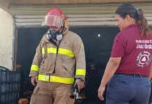 ATIENDEN INCENDIO EN BODEGA DEL POBLADO VALADECES