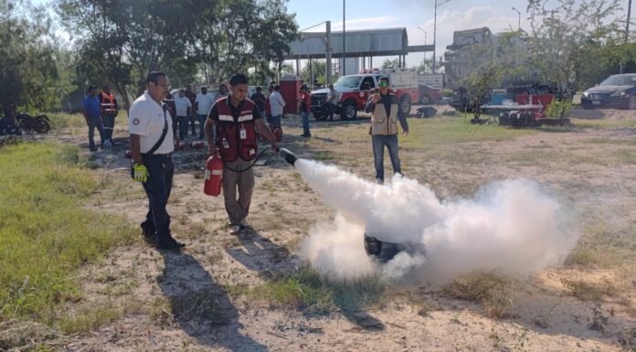 Recibió personal de COMAPA capacitación de uso y manejo de extintores