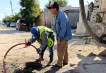 Atendió COMAPA reportes de sondeo y limpieza de pozos en colonia Villa Esmeralda