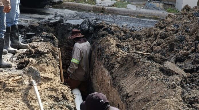 Rehabilita COMAPA drenaje sanitario en la colonia Las Fuentes