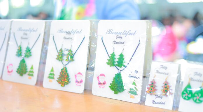 Impulsa DIF-Reynosa la creatividad con taller de Resina Epóxica