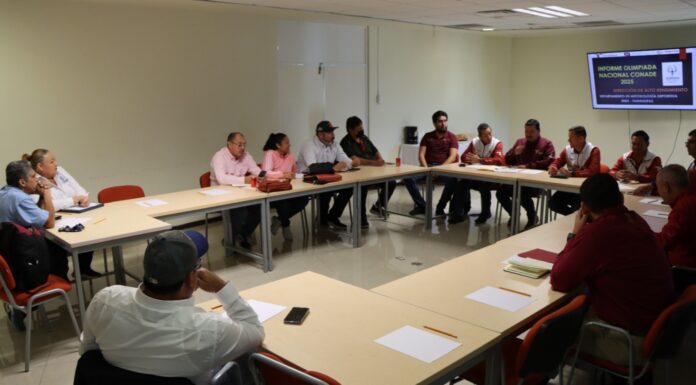 Sesionan en Reynosa Directores del Deporte de la Zona Norte con el apoyo de Carlos Peña Ortiz