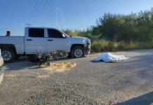Patrulla impacta y mata a motociclista en carretera Victoria–Matamoros