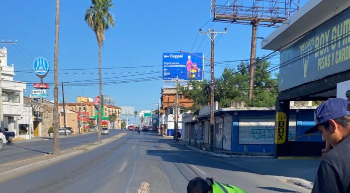 Instaló COMAPA brocales nuevos en bulevar Hidalgo para reforzar la seguridad vial