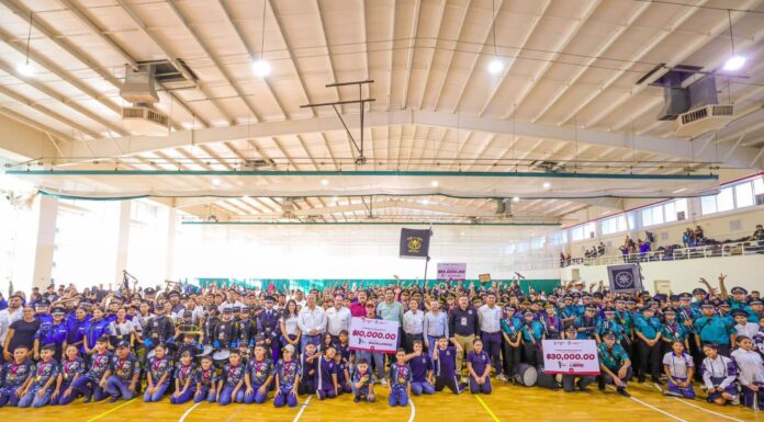 Presidió Alcalde Carlos Peña Ortiz el Concurso Nacional de Bandas de Guerra 2025