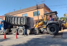 Trabaja COMAPA en la reposición de carpeta asfáltica en distintos sectores, tras concluir maniobras de reparación
