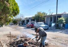 Atiende COMAPA reportes de fugas de agua potable en distintos puntos de la ciudad