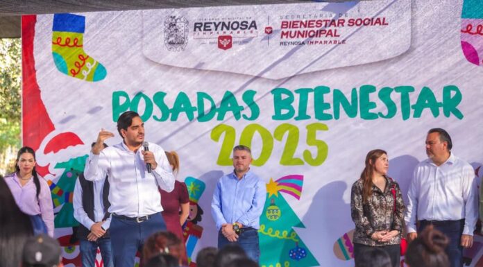 Llevó Gobierno de Carlos Peña Ortiz alegría y regalos a Unidad Obrera