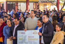 Becas Rita Cetina impulsa a estudiantes de secundaria en Villa Florida