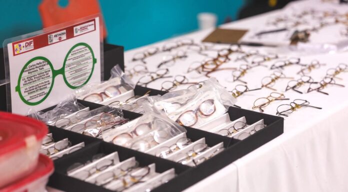 Reunió Audiencia Pública Día del Pueblo a familias de Villas de Imaq