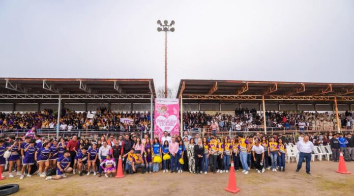 Celebraron Carlos y Alejandra el Festival del Día del Amor y la Amistad con más de 2 Mil estudiantes