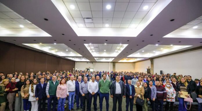 Apoya Gobierno de Carlos Peña Ortiz al magisterio con «Subsidio del Agua»