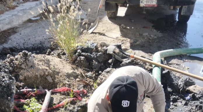 Reparó COMAPA fugas de agua potable en distintos sectores de la ciudad