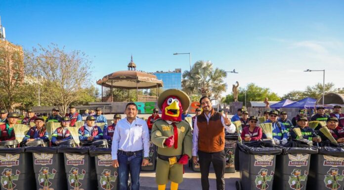 Fortalece Carlos Peña Ortiz equipamiento de trabajadores municipales