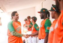 Celebran aficionados Beisbol Profesional con Carlos Peña Ortiz el 277 Aniversario de la Fundación de Reynosa