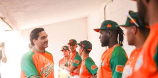 Celebran aficionados Beisbol Profesional con Carlos Peña Ortiz el 277 Aniversario de la Fundación de Reynosa