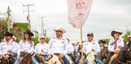 Celebró Carlos Peña Ortiz la Tradicional Cabalgata 2026 con jinetes de la región