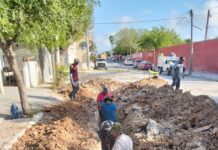 Trabaja COMAPA en la reparación de fugas en distintos puntos de Reynosa