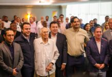 Reconoce CANADEVI apoyo de Carlos Peña Ortiz al desarrollo de vivienda