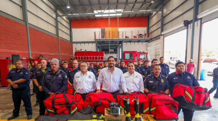 Entregó Carlos Peña Ortiz equipo vital para el Cuerpo de Bomberos de Reynosa