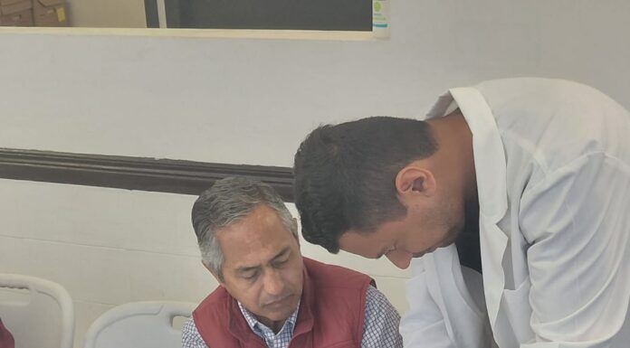 Fortalece COMAPA capacitación de su personal con curso médico