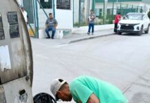 Coordina Carlos Peña Ortiz desazolve de red sanitaria con equipos de Obras Públicas