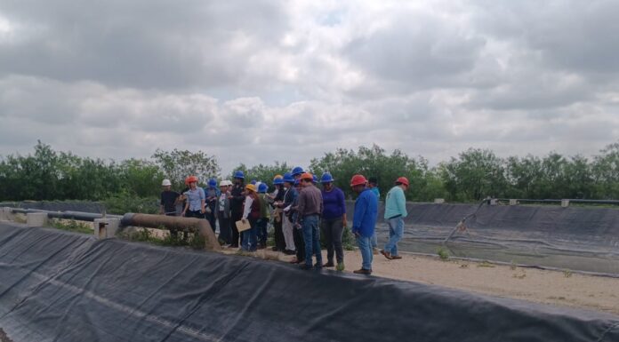 Recibe COMAPA a estudiantes de la UAT en plantas tratadoras