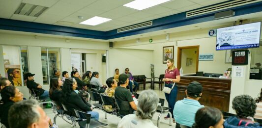Apoyan Alcalde Carlos Peña Ortiz y DIF con 900 valoraciones y meta de 150 cirugías de cataratas y carnosidad