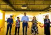 Cortó Alcalde Carlos Peña Ortiz el listón inaugural de la obra pictórica de Mángeles Barocio