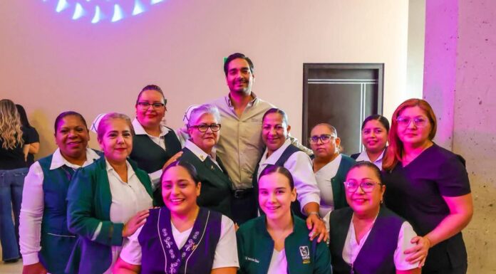 Celebró Carlos Peña Ortiz el Día Internacional de la Enfermería con personal del Hospital Materno Infantil