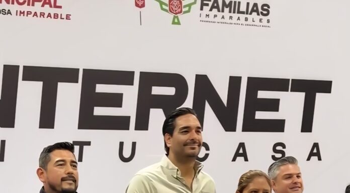 Reynosa fortalece conectividad con entrega de apoyos tecnológicos