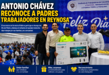 Padres trabajadores reciben reconocimiento en Reynosa