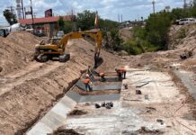 Continúa Gobierno de Carlos Peña Ortiz con la rehabilitación del puente vehicular en Hacienda Las Fuentes