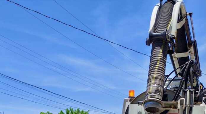 Realizó COMAPA de Reynosa trabajos de desazolve y mantenimiento en Riberas de Rancho Grande