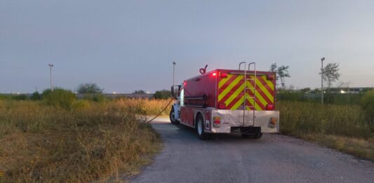 Coordinan trabajo Bomberos Municipales y de PEMEX