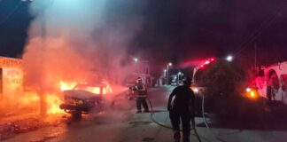 Sofocó PCyB incendio de vehículo en la colonia Benito Juárez