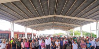 Apoya Alcalde Carlos Peña Ortiz a usuarios de Jarachina Sur con el programa de bienestar social Subsidio del Agua