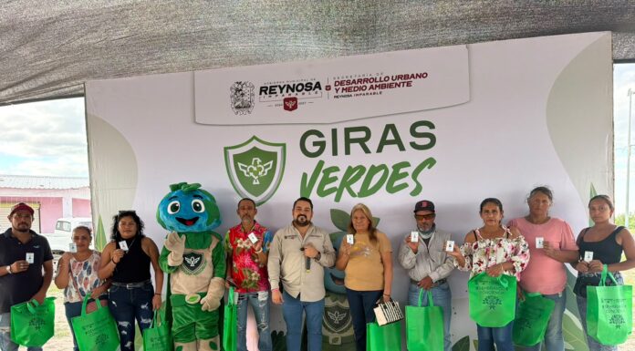 Entregó Dirección de Medio Ambiente credenciales en Rincón de las Flores